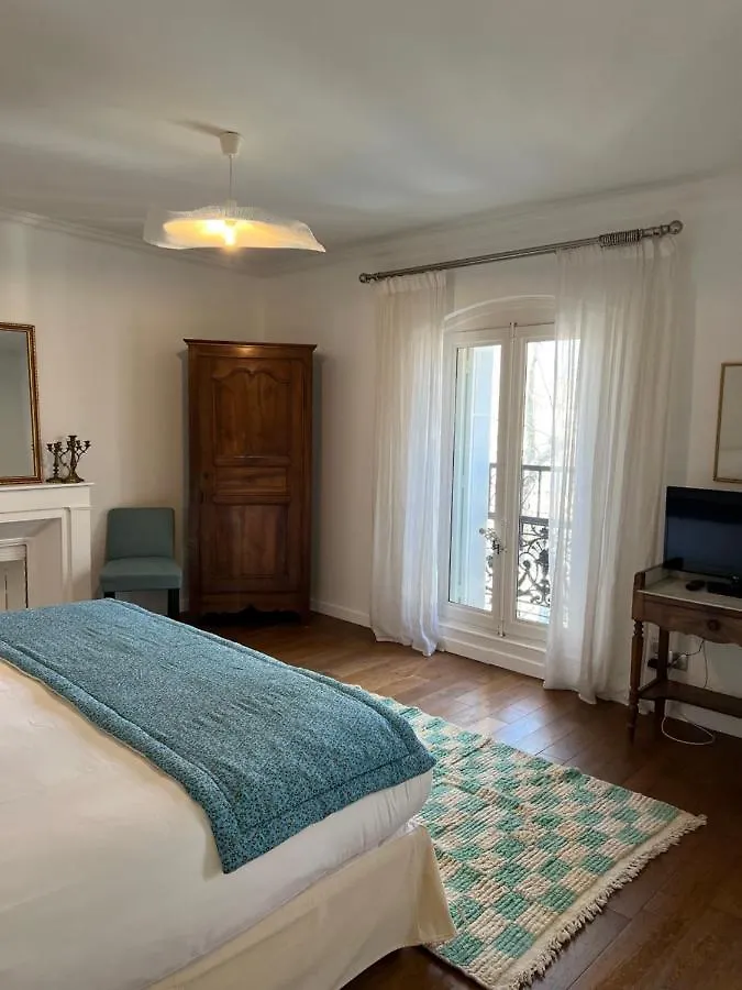 Bed & Breakfast Maison Douce Arles