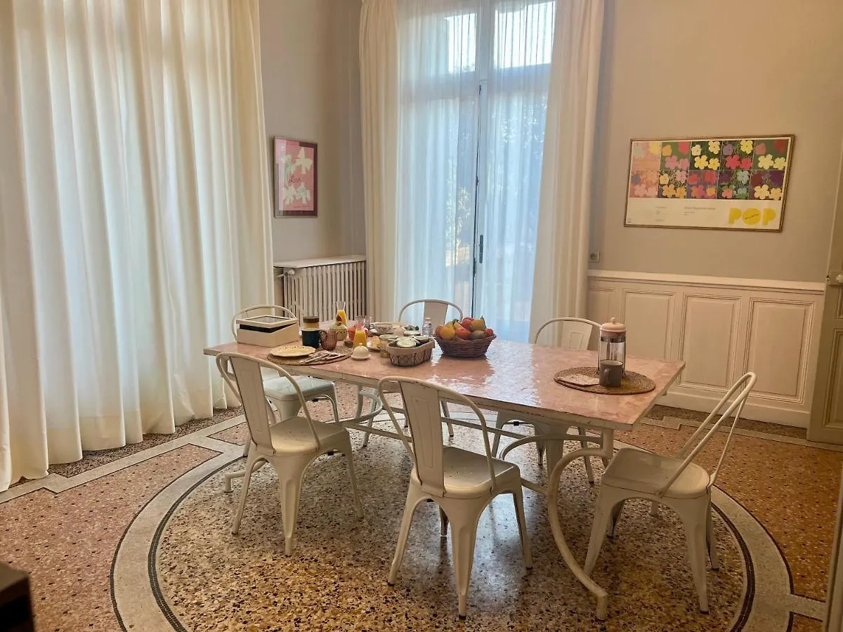 **** Bed & Breakfast Maison Douce Arles France