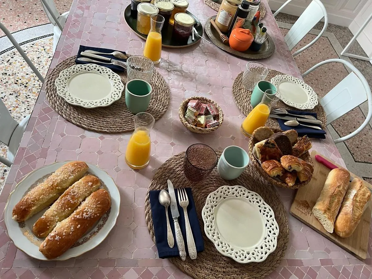 **** Bed & Breakfast Maison Douce Arles France